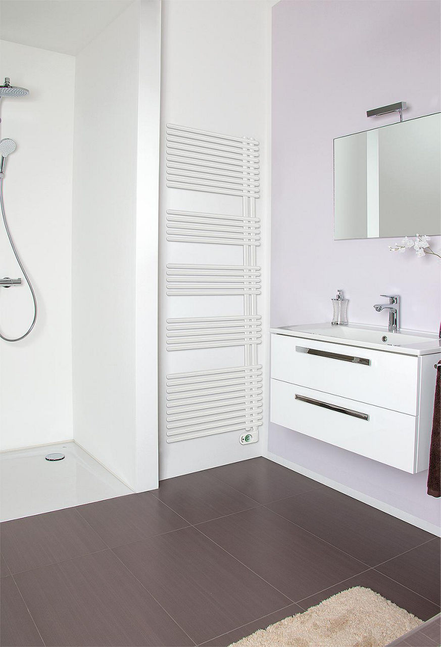 Radiateur sèche-serviettes électrique Garda, blanc RAL 9016