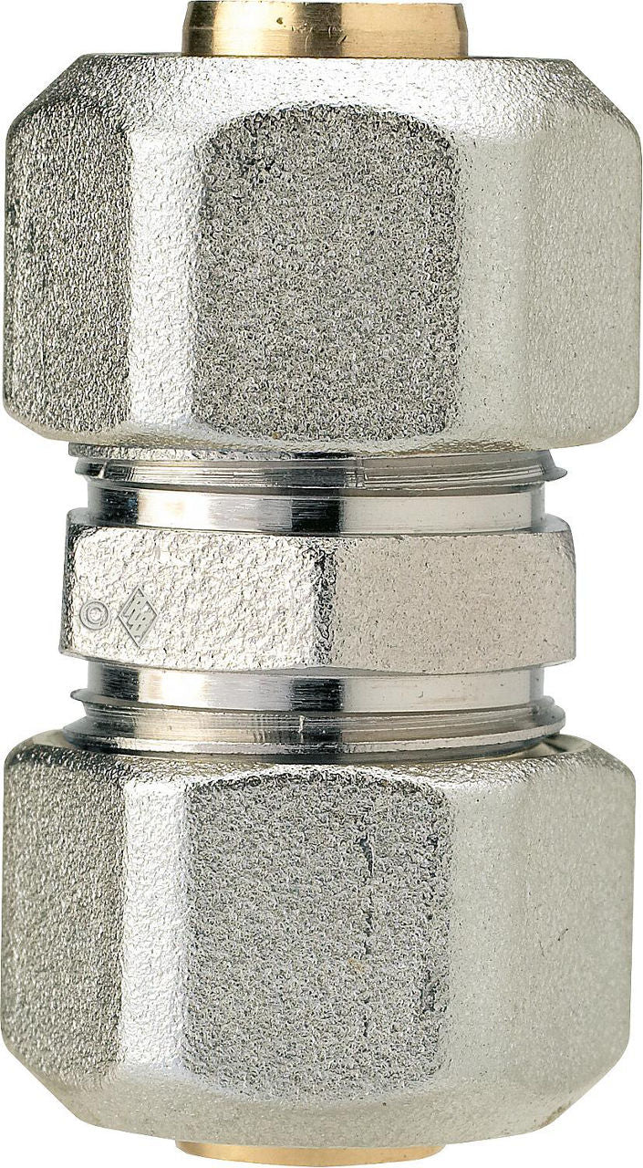 Raccord à compression EVENES pour couplage multicouche