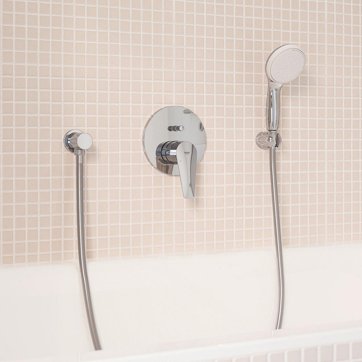 Mitigeur bain/douche encastré Grohe BauEdge rosace Ø 158 mm chromé