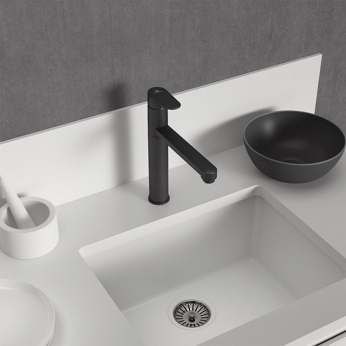 Mitigeur d'évier Ideal Standard Cerafine O bec pivotant saillie 205 mm noir mat