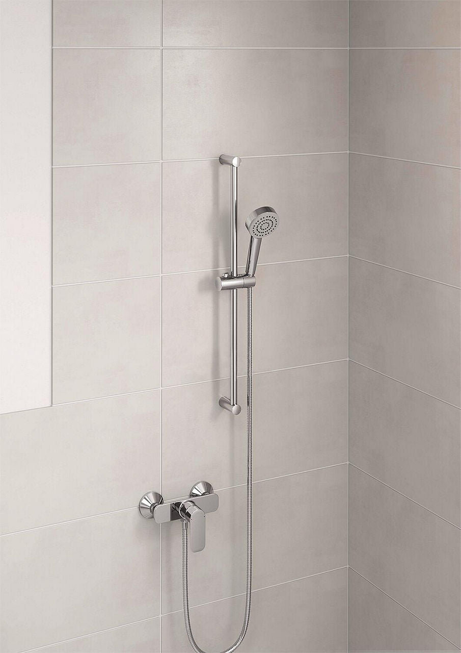 Hansa Basic shower kit, 700 mm bar, 3-spray hand shower Ø 90 mm, chrome