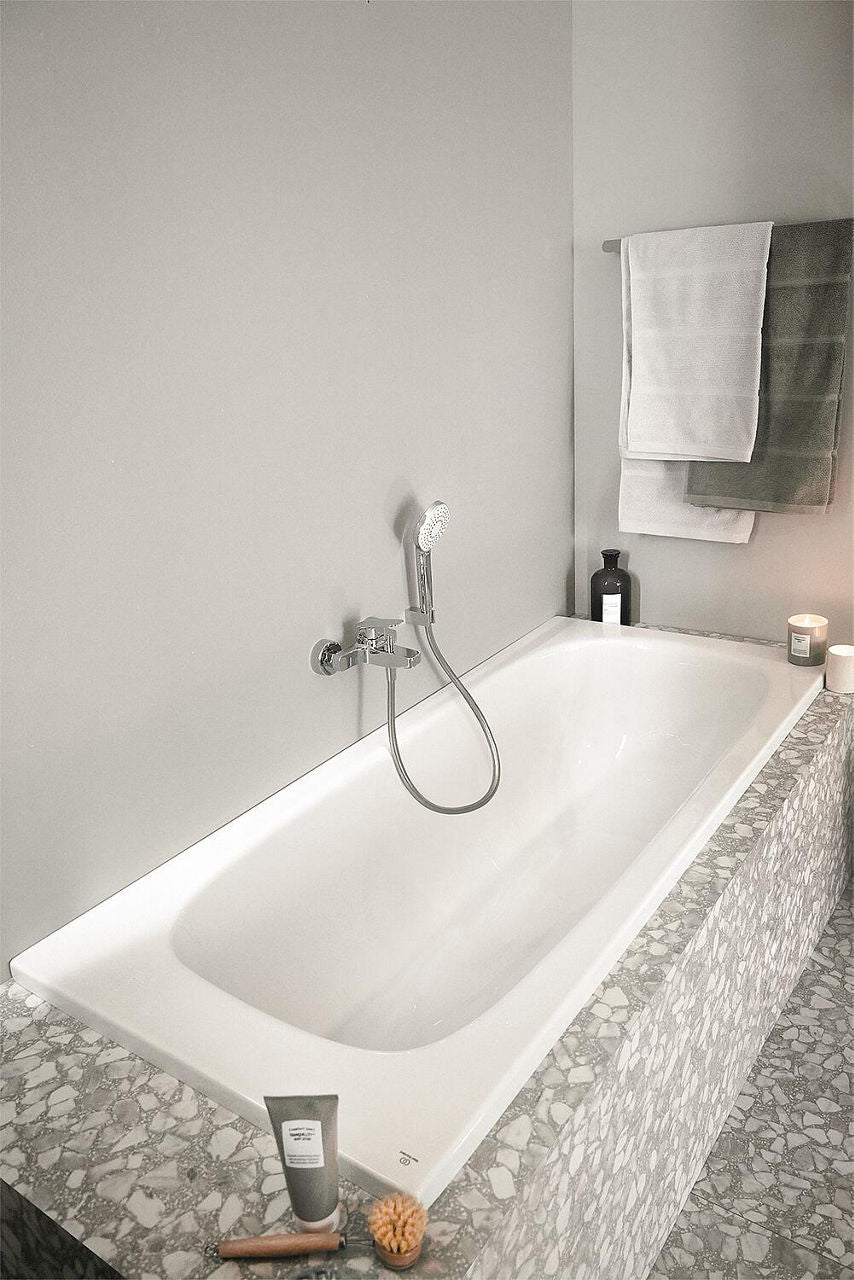 Baignoire de forme anatomique Ideal Standard i.life 1700x450x750 mm