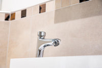 Robinetterie électronique de lavabo Benkiser EOS ECO saillie 91mm chromé