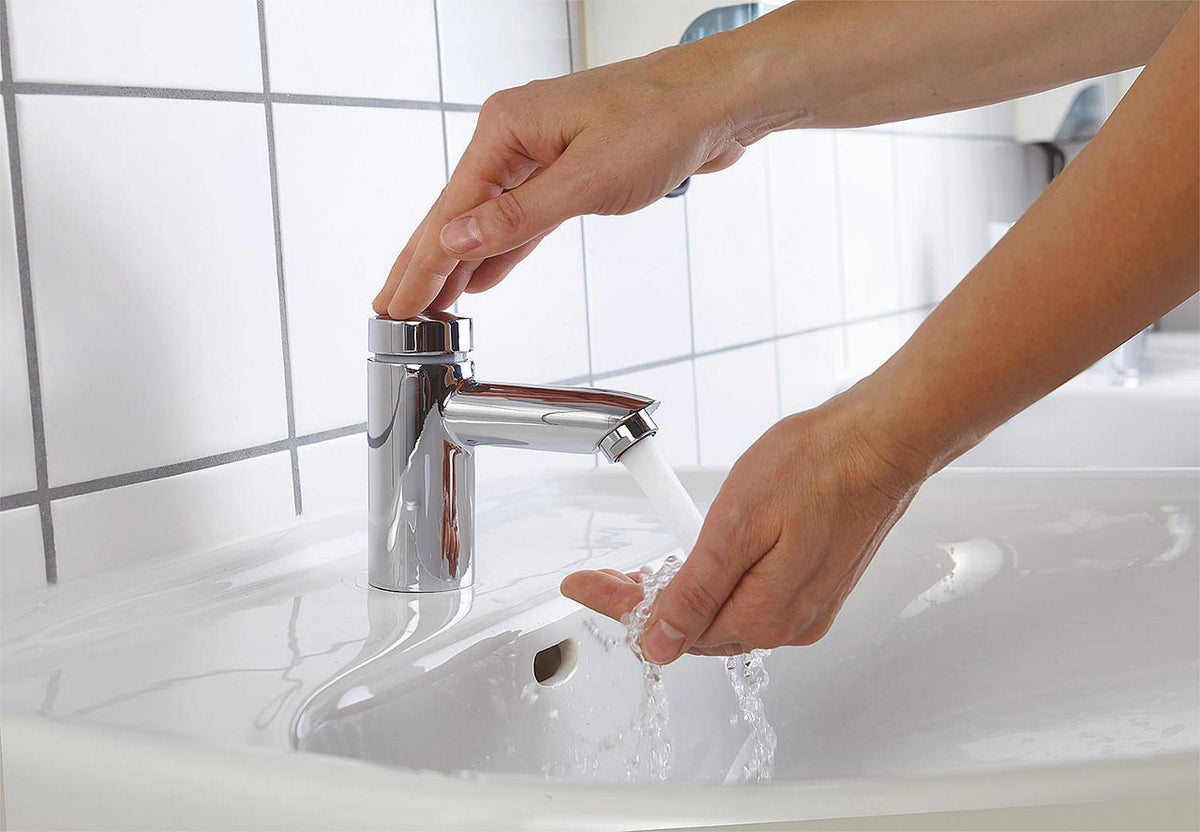Robinetterie électronique de lavabo Schell Petit SC saillie 98 mm chromé