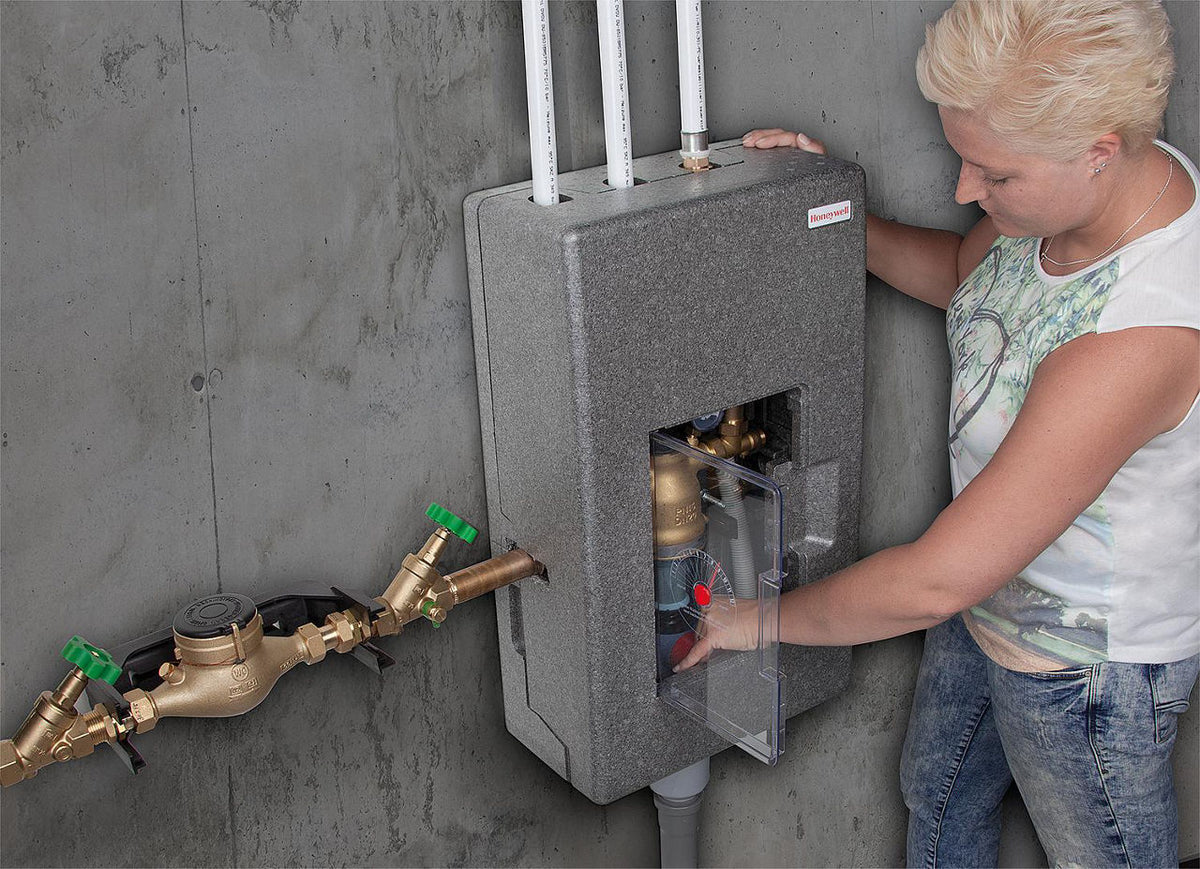 Station complète de filtration d'eau domestique Resideo Primus Center